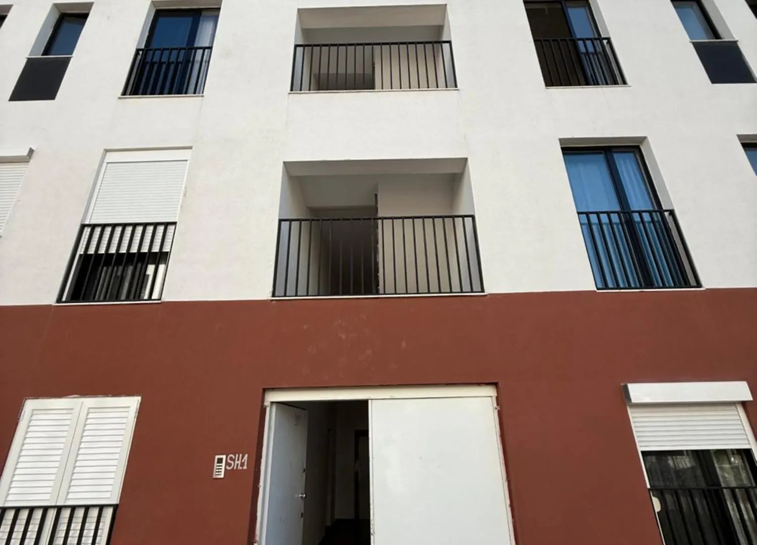 Nene Tereza Airport Apartment Valjiosi 0*,  Albania