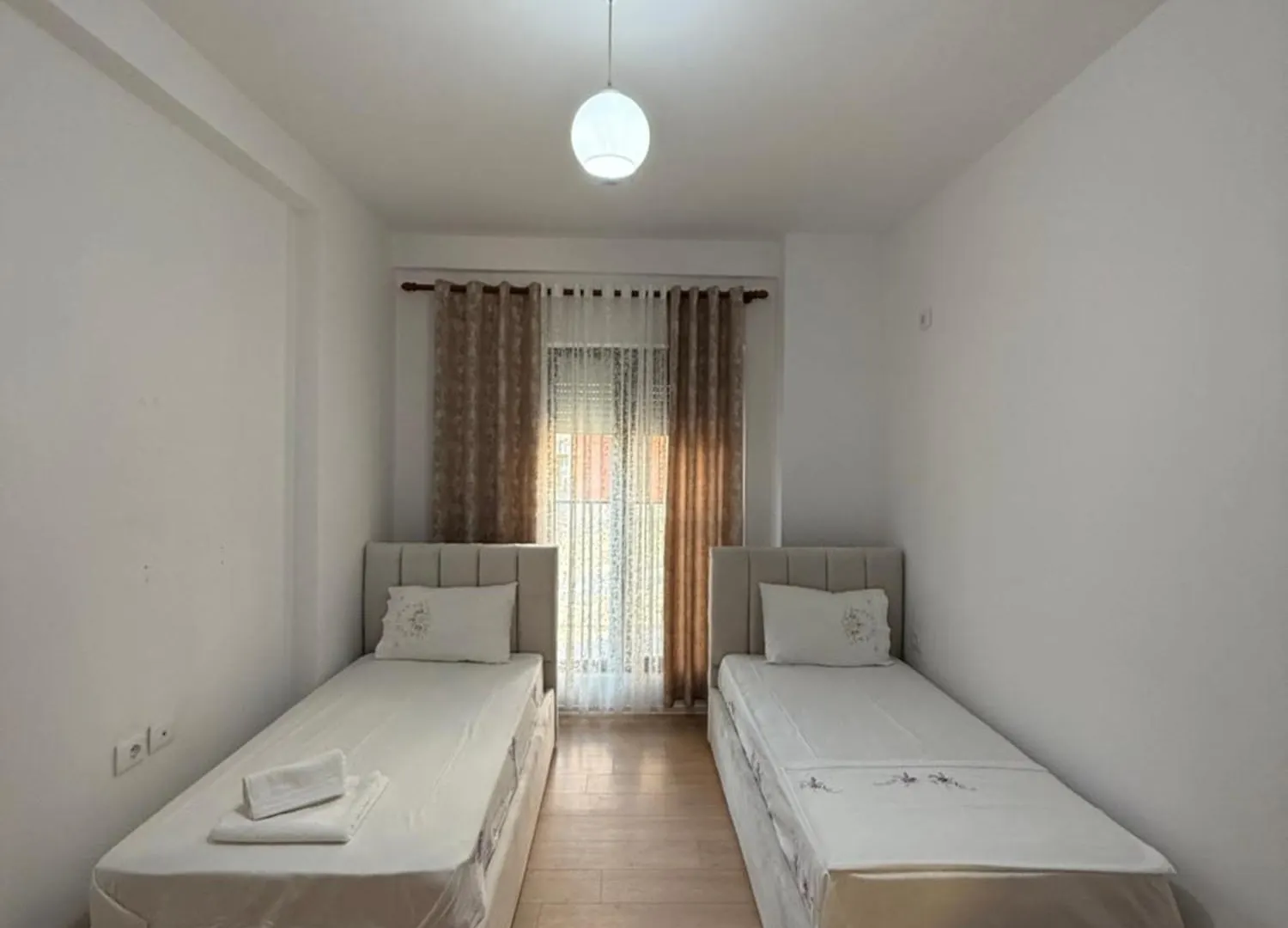 Nene Tereza Airport Apartment Valjiosi Albania